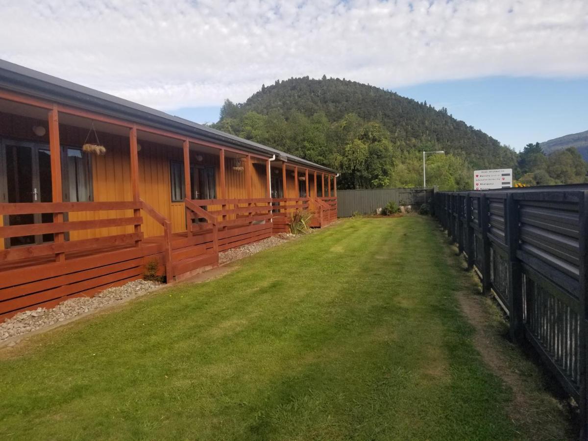Oasis Motel & Holiday Park Turangi Exteriör bild
