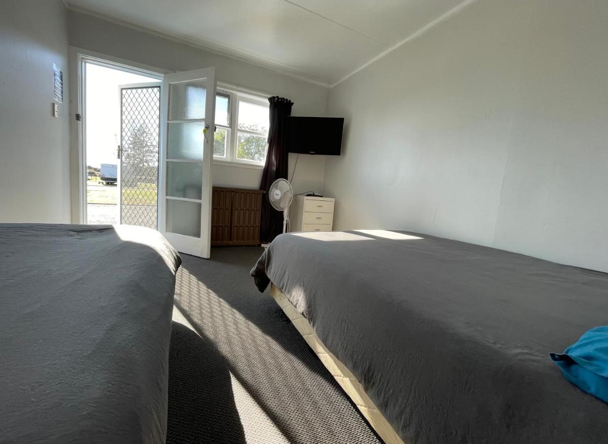 Oasis Motel & Holiday Park Turangi Exteriör bild