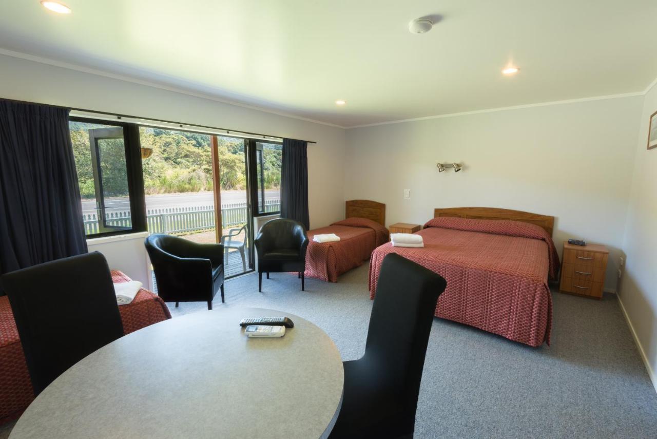 Oasis Motel & Holiday Park Turangi Exteriör bild
