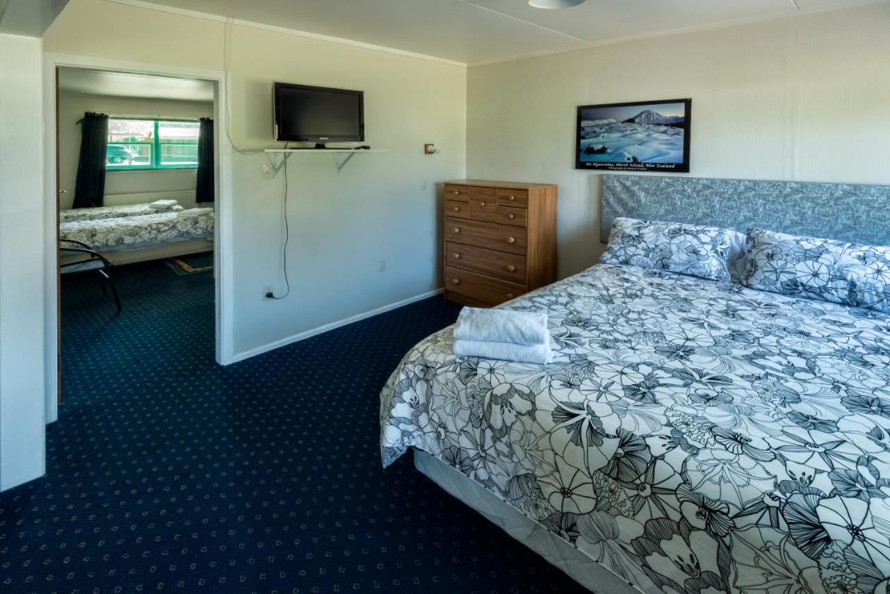 Oasis Motel & Holiday Park Turangi Exteriör bild